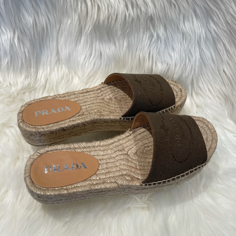 🛍️🛍️SOLD🛍️🛍️AUTHENTIC PRADA LOGO PLATFORM ESPADRILLES SANDALS - Picture 8 of 8